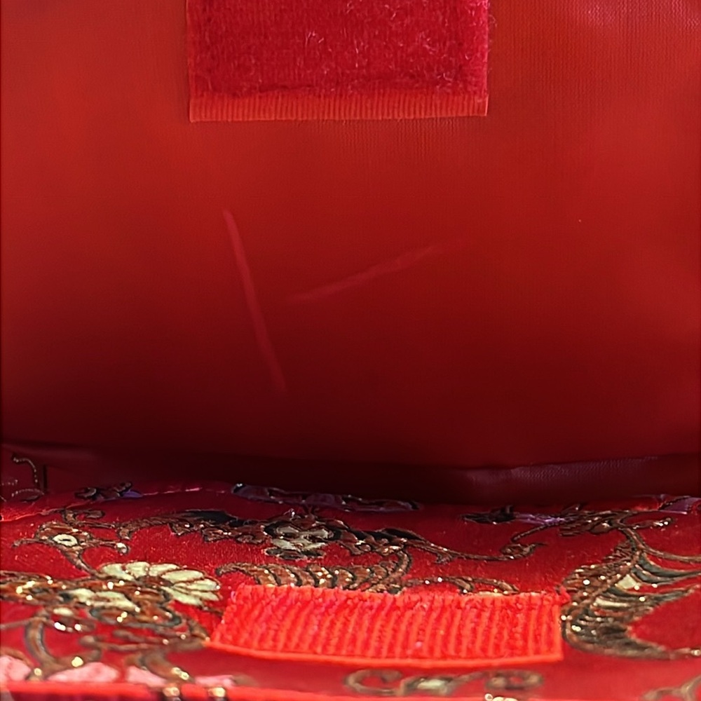 Novelty & Fun “Take Out” Purse - Picture 11 of 12